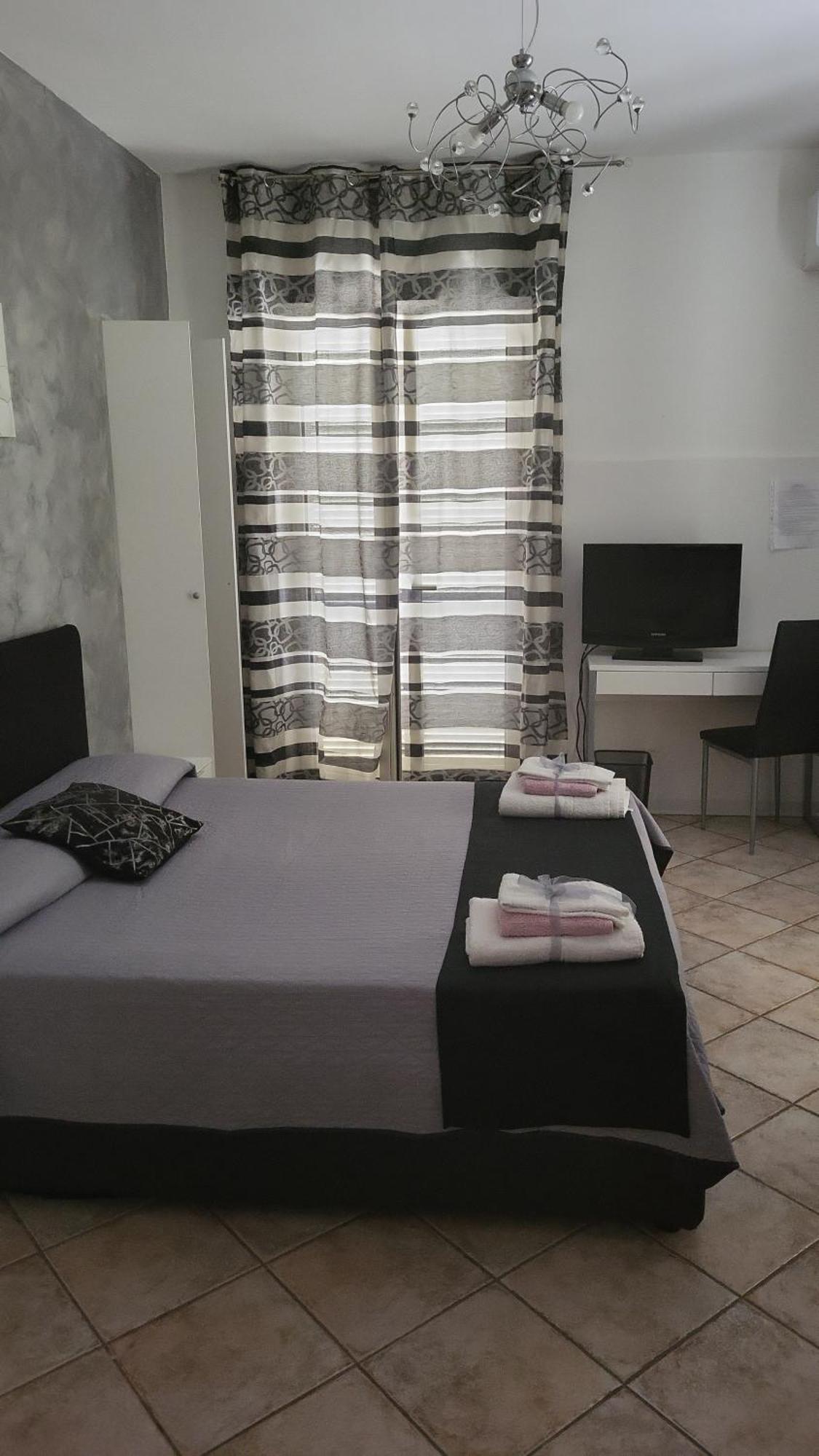 B&B Dimora Del Centro Scalea Exterior photo